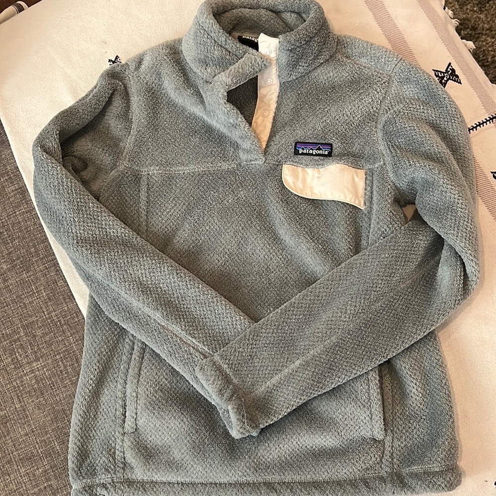 Patagonia fleece pullover